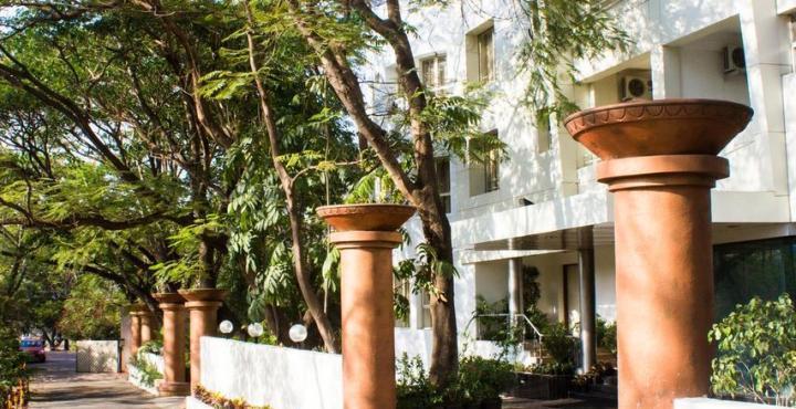 Hotel Phoenix Koregaon Park Pune Ngoại thất bức ảnh