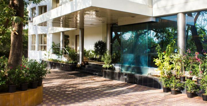 Hotel Phoenix Koregaon Park Pune Ngoại thất bức ảnh