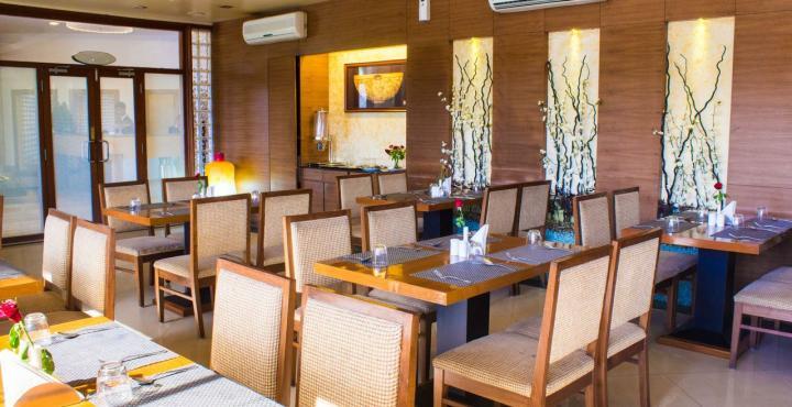 Hotel Phoenix Koregaon Park Pune Ngoại thất bức ảnh