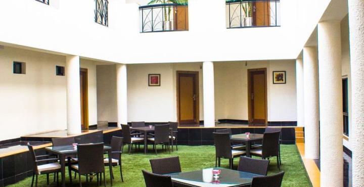 Hotel Phoenix Koregaon Park Pune Ngoại thất bức ảnh