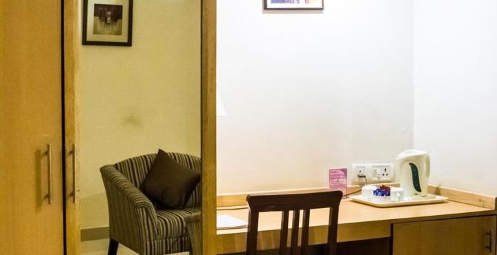 Hotel Phoenix Koregaon Park Pune Ngoại thất bức ảnh