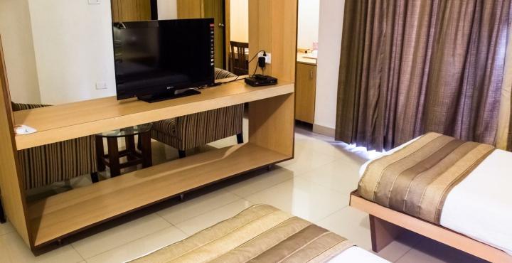 Hotel Phoenix Koregaon Park Pune Ngoại thất bức ảnh