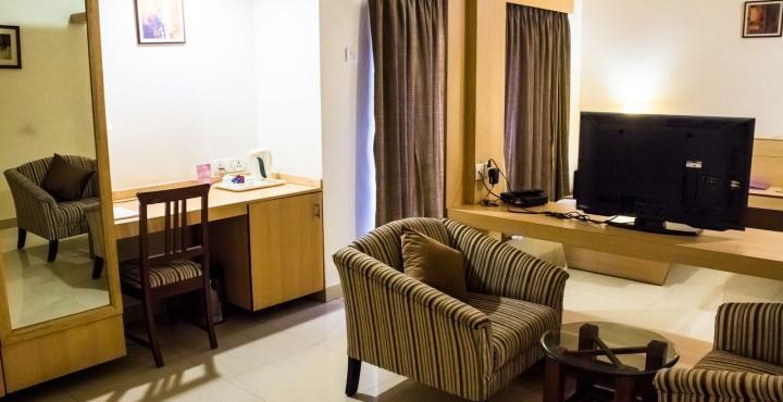 Hotel Phoenix Koregaon Park Pune Ngoại thất bức ảnh