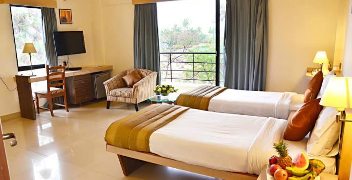 Hotel Phoenix Koregaon Park Pune Ngoại thất bức ảnh